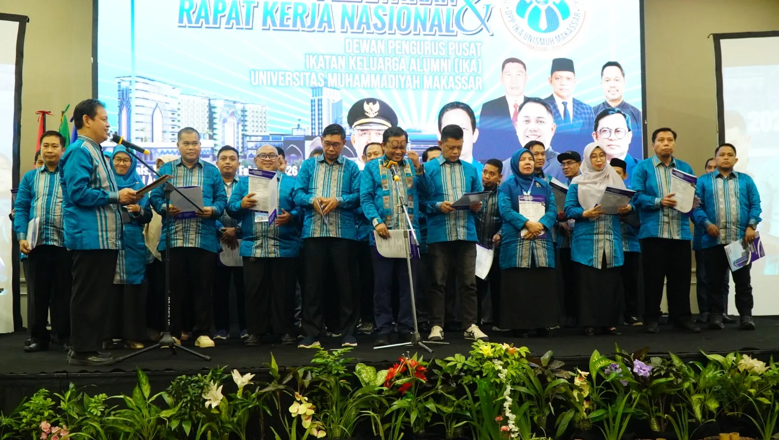 IKA Unismuh 2026-2030 Resmi Dilantik, Dihadiri Wakil Menteri Hingga Wali Kota