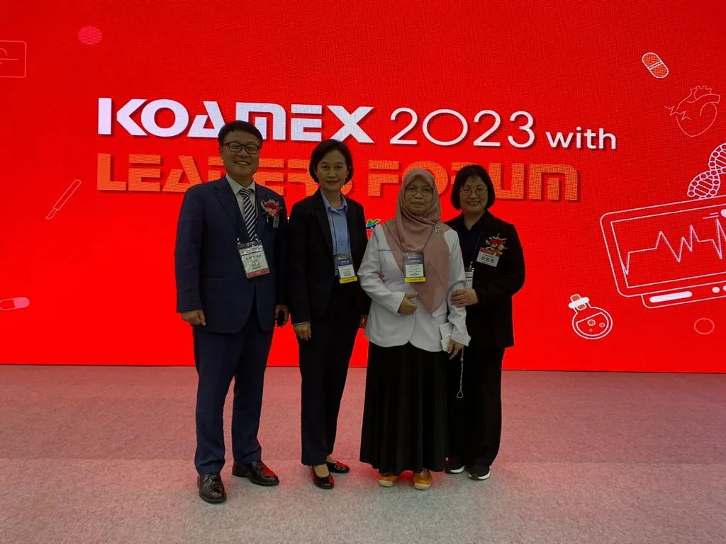 Bahas Potensi Alam Indonesia untuk Produk Obat, Dekan Kedokteran Unismuh Jadi Narasumber di Korea Selatan