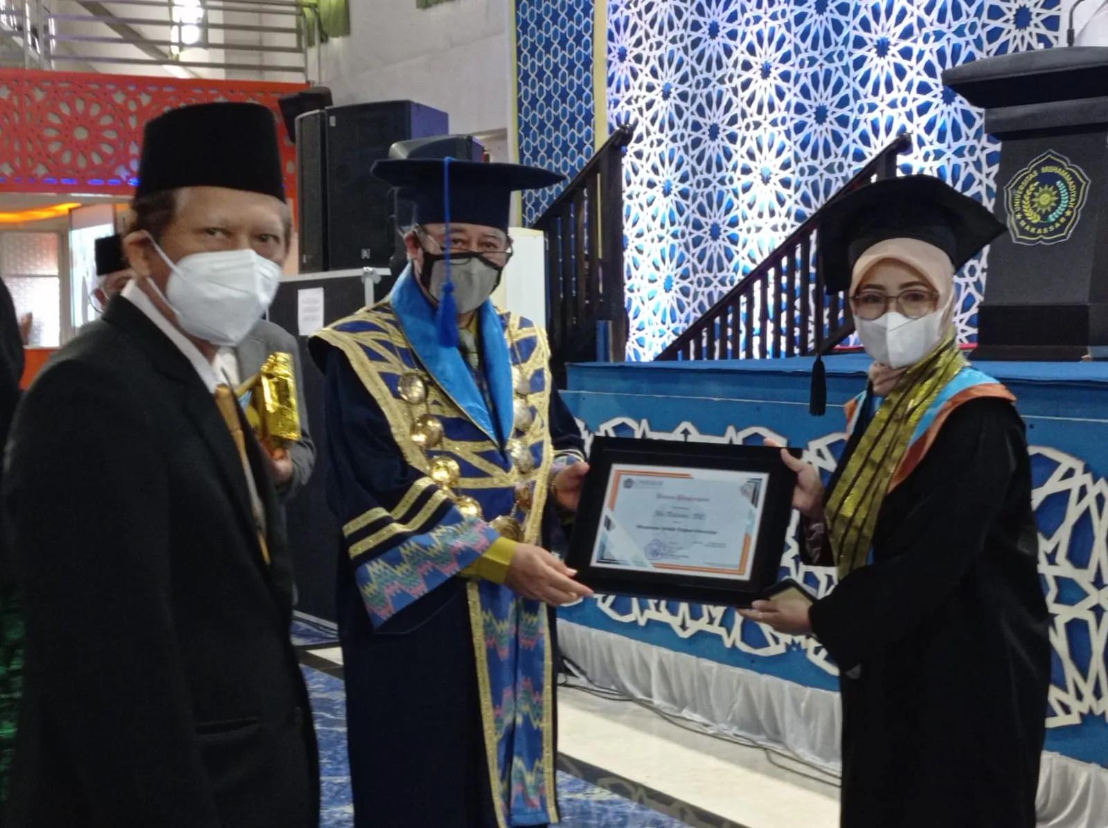 Penulis di Jurnal Bereputasi, Mahasiswa FISIP Unismuh Jadi Wisudawan Terbaik