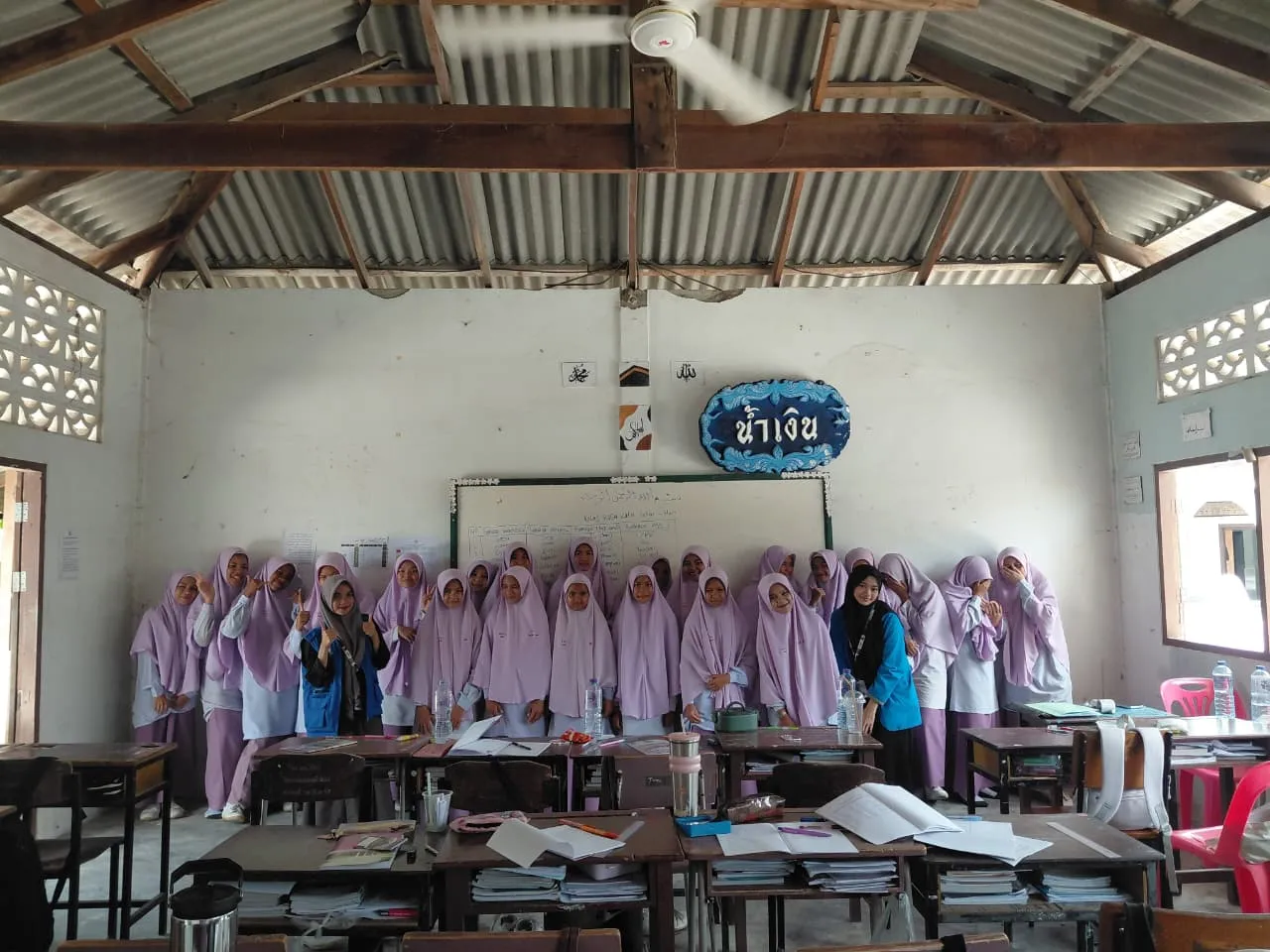 Mahasiswa PGSD Unismuh Ajarkan Kosakata Multibahasa di Thailand