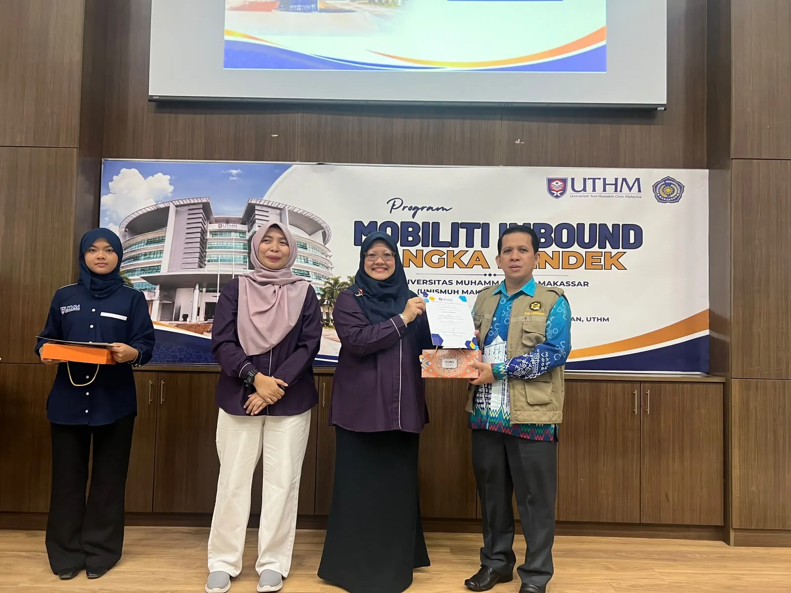 FEB Unismuh Perkuat Jejaring Internasional Lewat Visiting Lecture di UTHM